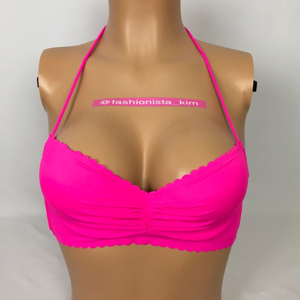 ❣️ Victoria’s Secret getaway halter swim top